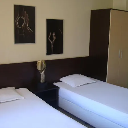 Pensiune Lazur Burgas City