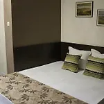 Lazur ゲストハウス 3*