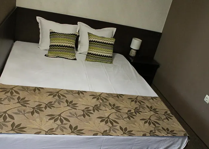 Lazur Casa de hóspedes 3*