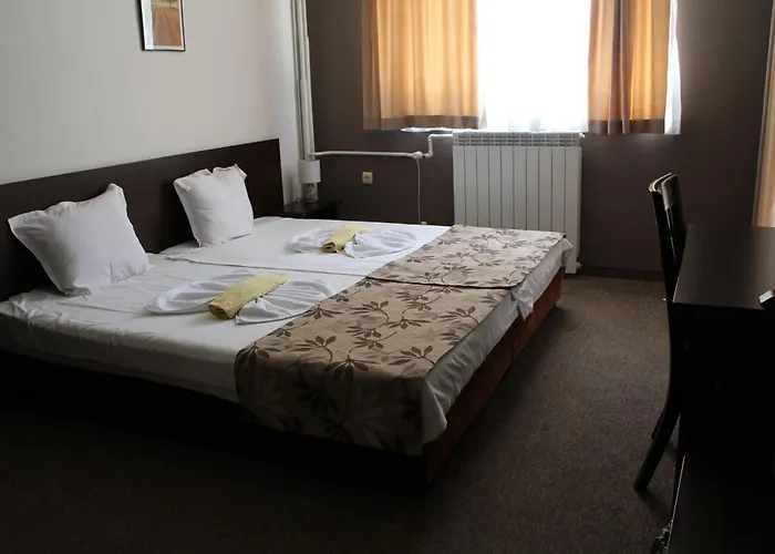 Lazur Casa de hóspedes 3*